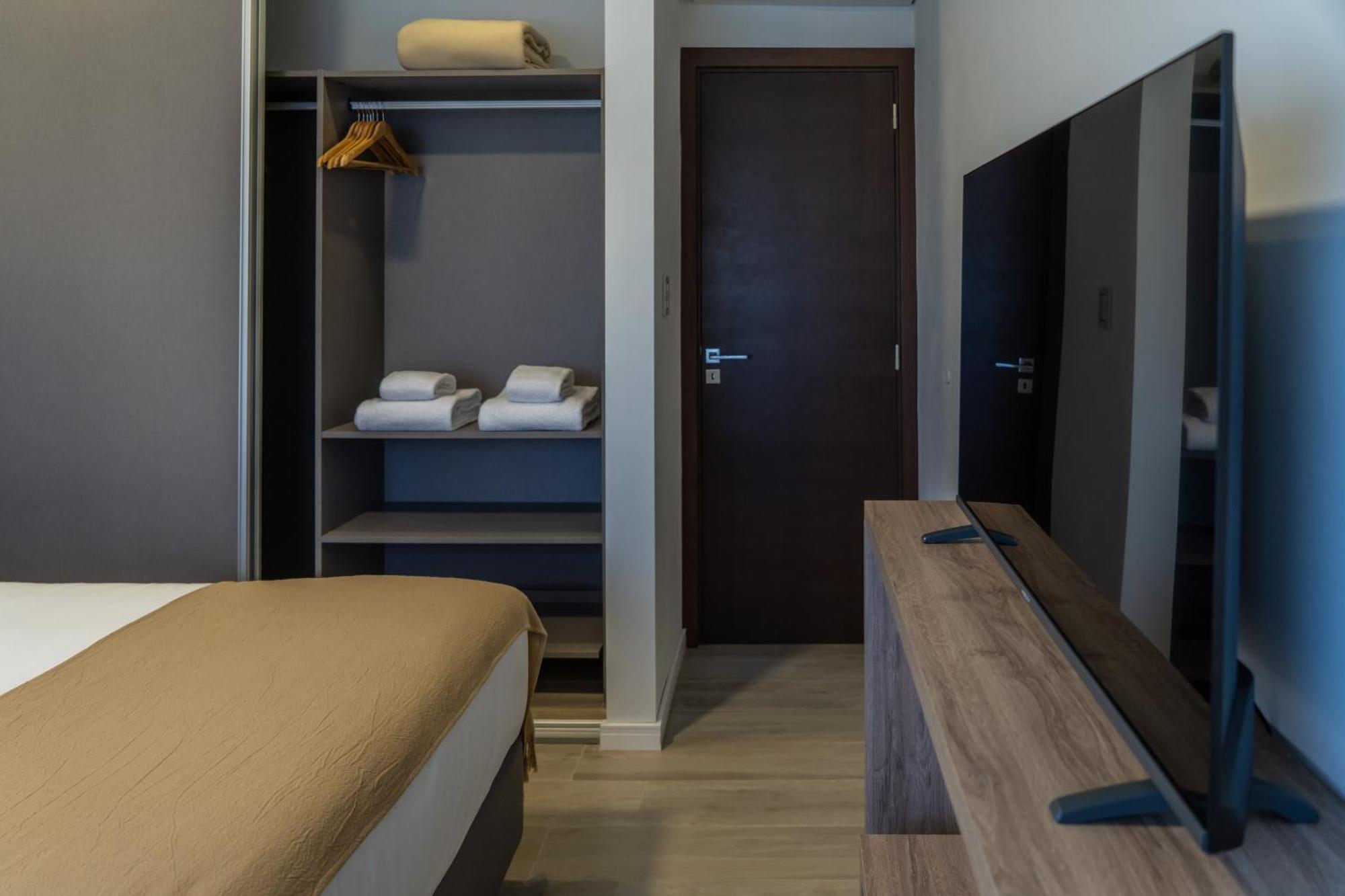 Espacio Terra Apartamentos Junín Eksteriør billede